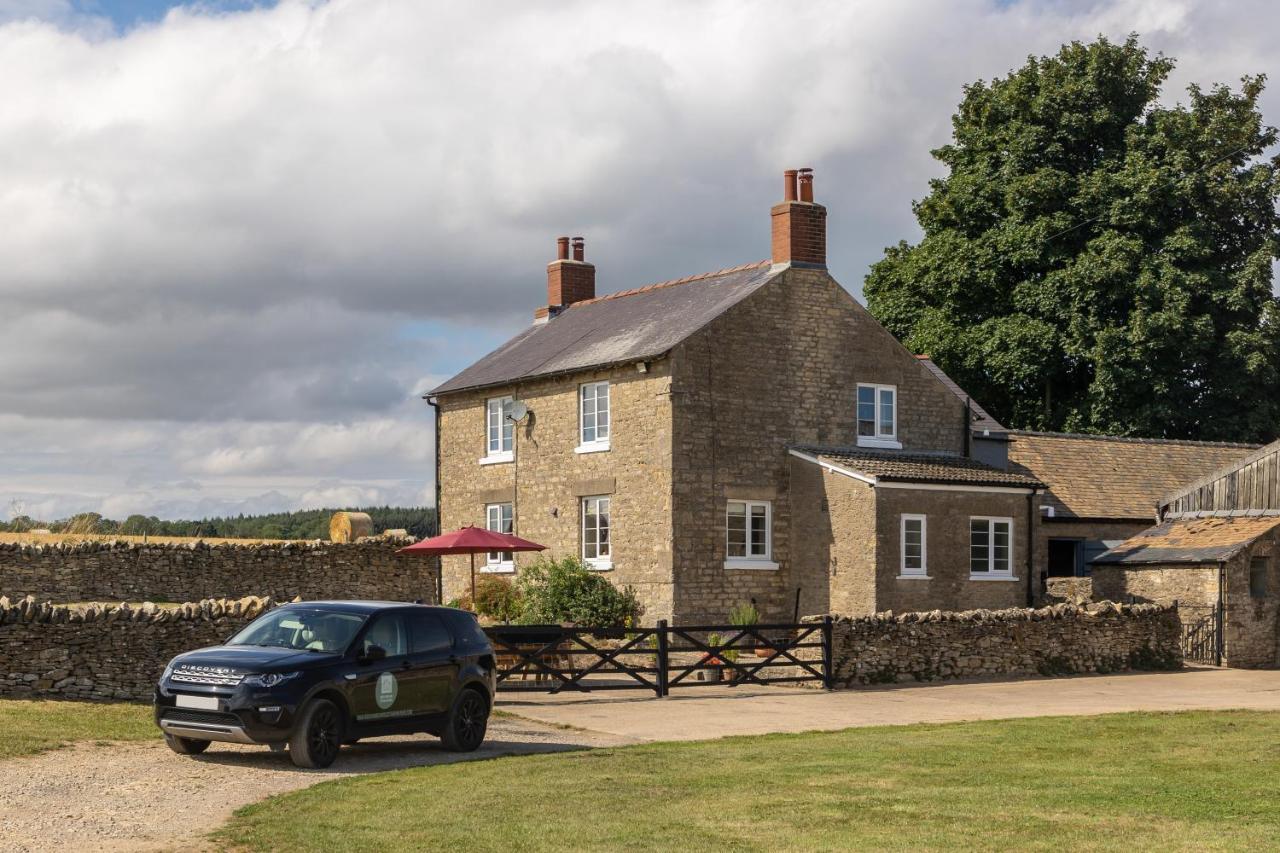 Luxury Farmhouse With Stunning Views And Hot Tub Ebberston ภายนอก รูปภาพ