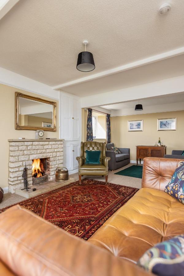 Luxury Farmhouse With Stunning Views And Hot Tub Ebberston ภายนอก รูปภาพ