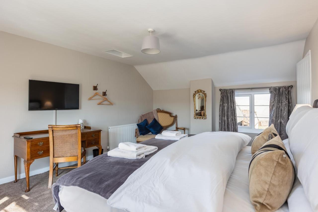 Luxury Farmhouse With Stunning Views And Hot Tub Ebberston ภายนอก รูปภาพ